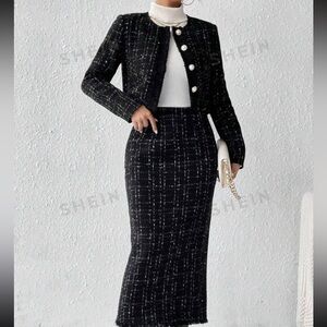 Formal black two piece to wear to office
